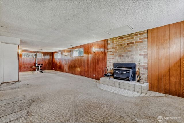 17028 Larch Way, Lynnwood, WA 98037