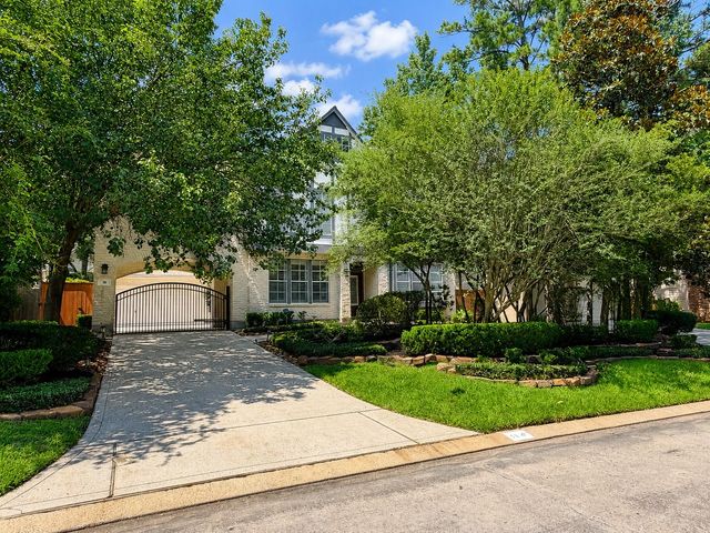 18 Doeskin Place, The Woodlands, TX 77382