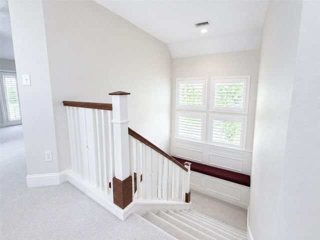 18 Doeskin Place, The Woodlands, TX 77382