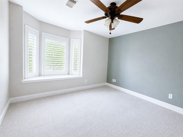 18 Doeskin Place, The Woodlands, TX 77382