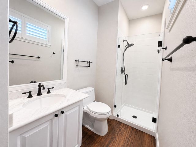 18 Doeskin Place, The Woodlands, TX 77382