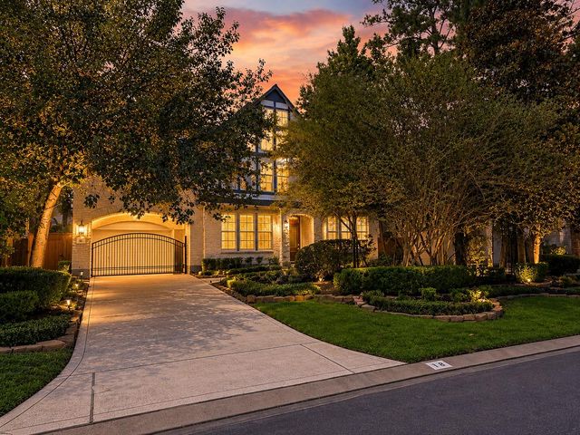 18 Doeskin Place, The Woodlands, TX 77382