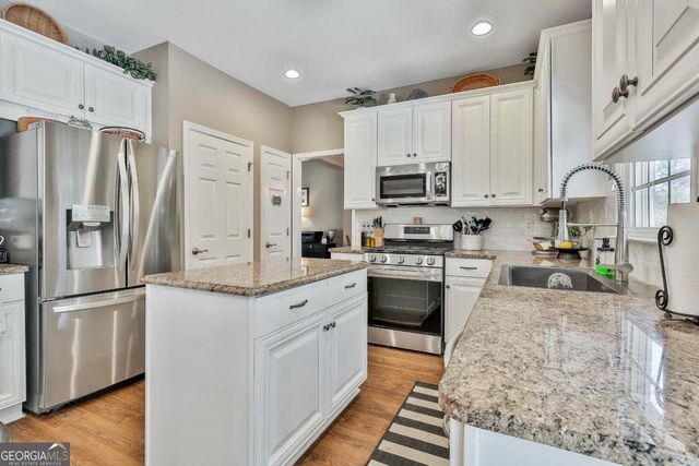 10 Woodshire, Newnan, GA 30265