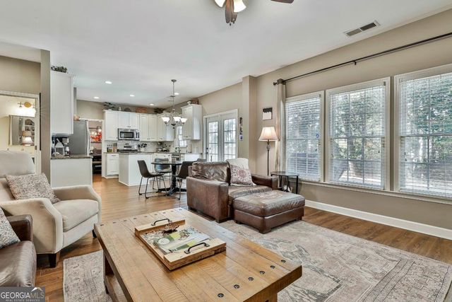 10 Woodshire, Newnan, GA 30265