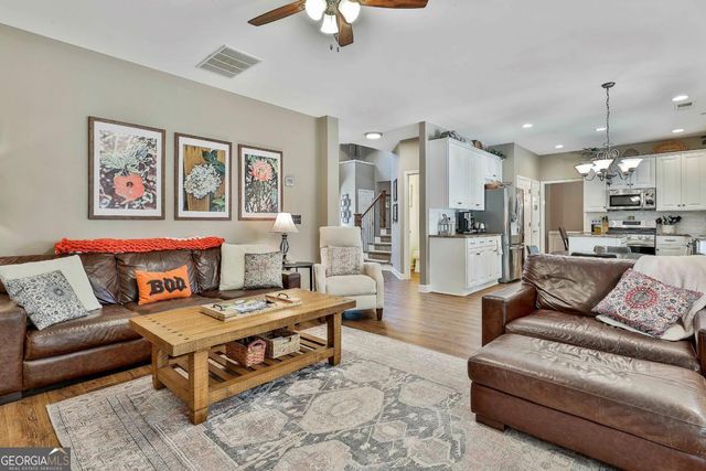 10 Woodshire, Newnan, GA 30265