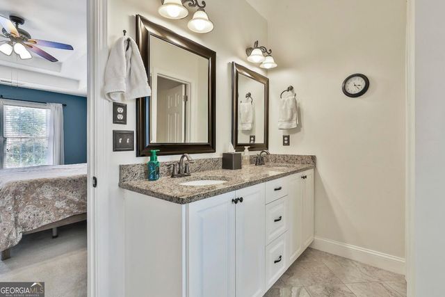 10 Woodshire, Newnan, GA 30265