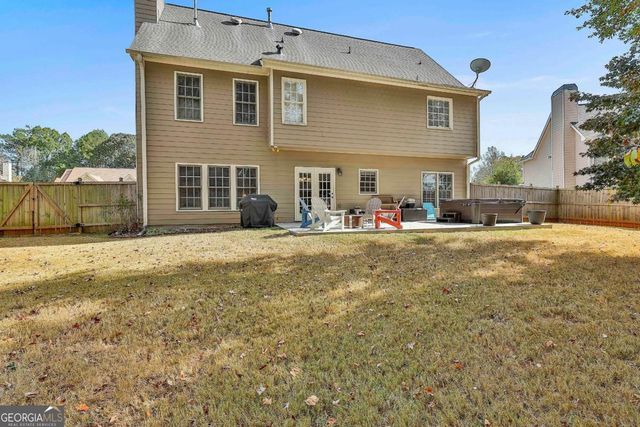 10 Woodshire, Newnan, GA 30265