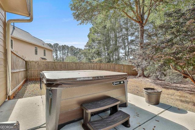 10 Woodshire, Newnan, GA 30265