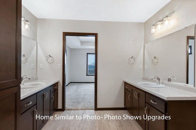 1739 BETTY JEAN LANE, Green Bay, WI 54313