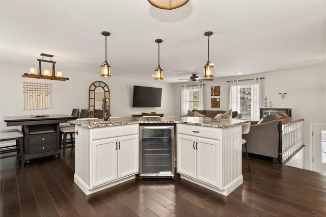 826 Independence Drive, Webster, NY 14580