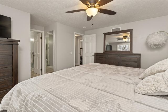 826 Independence Drive, Webster, NY 14580