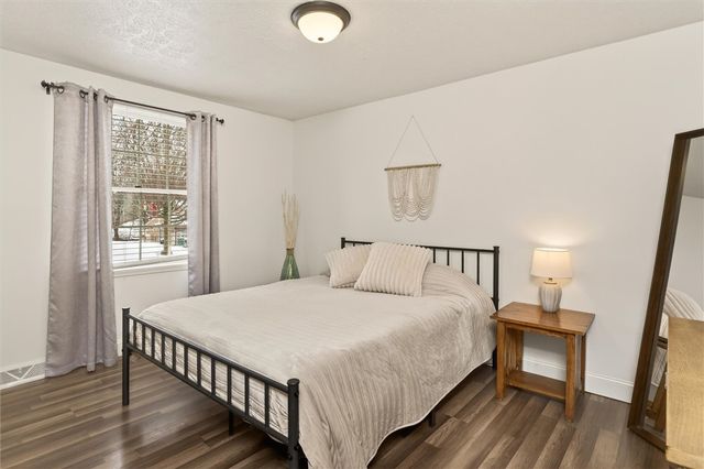 826 Independence Drive, Webster, NY 14580