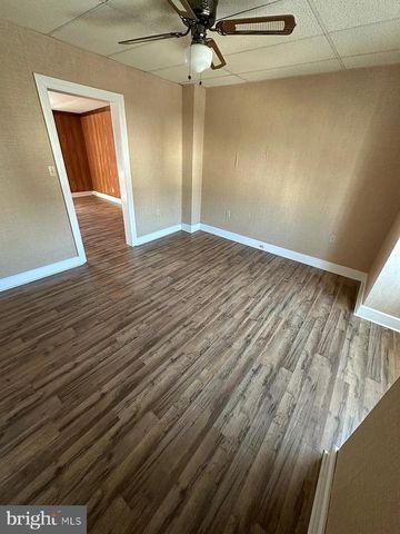 932 W COLLEGE AVE, York, PA 17401