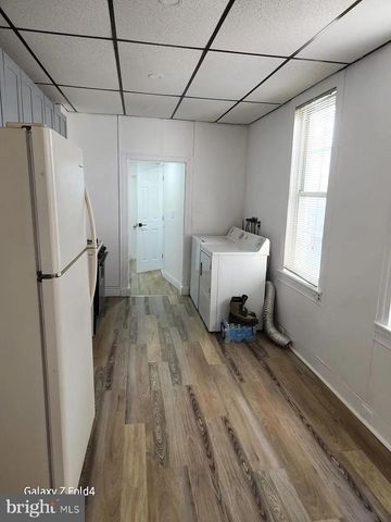 932 W COLLEGE AVE, York, PA 17401