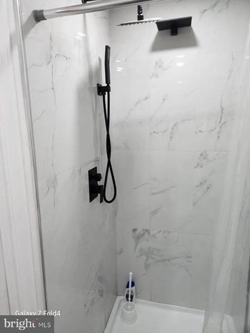 932 W COLLEGE AVE, York, PA 17401