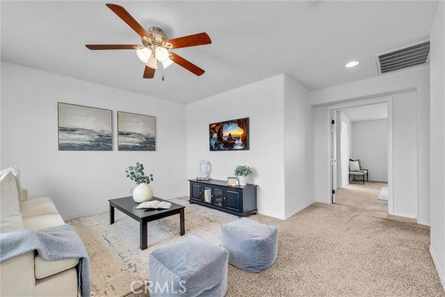 8424 Hoover Court, Oak Hills, CA 92344