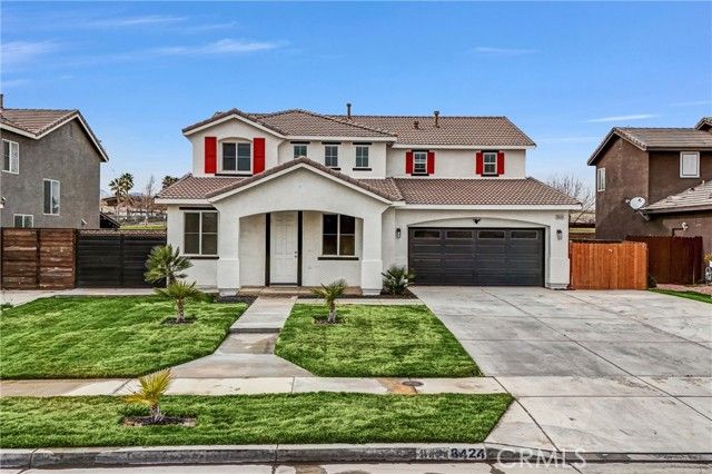 8424 Hoover Court, Oak Hills, CA 92344