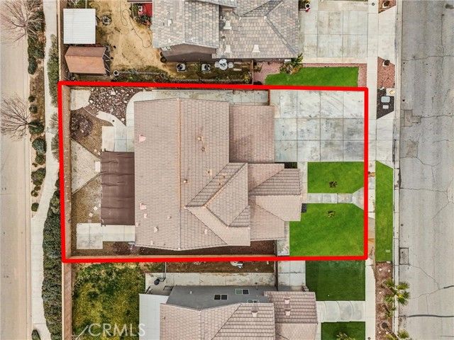 8424 Hoover Court, Oak Hills, CA 92344