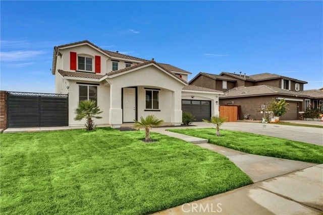 8424 Hoover Court, Oak Hills, CA 92344