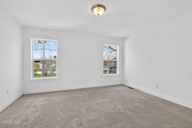 434 South Avenue, Toledo, OH 43609