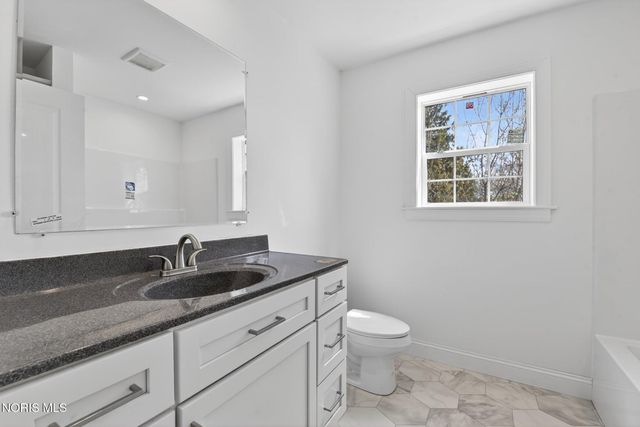 434 South Avenue, Toledo, OH 43609