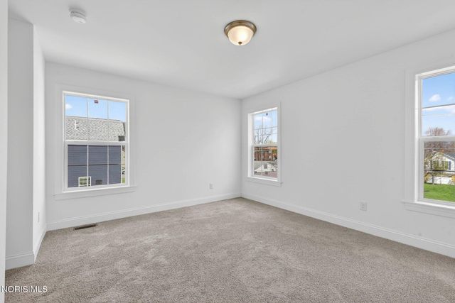 434 South Avenue, Toledo, OH 43609