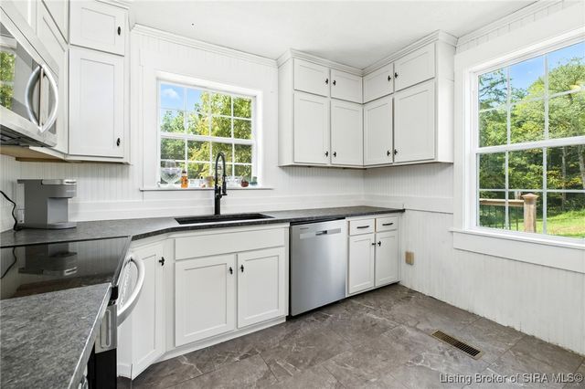 3745 Crandall Lanesville Road NE, Lanesville, IN 47136