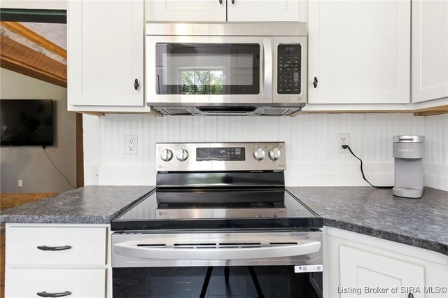 3745 Crandall Lanesville Road NE, Lanesville, IN 47136