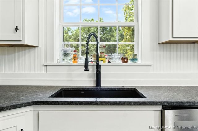 3745 Crandall Lanesville Road NE, Lanesville, IN 47136