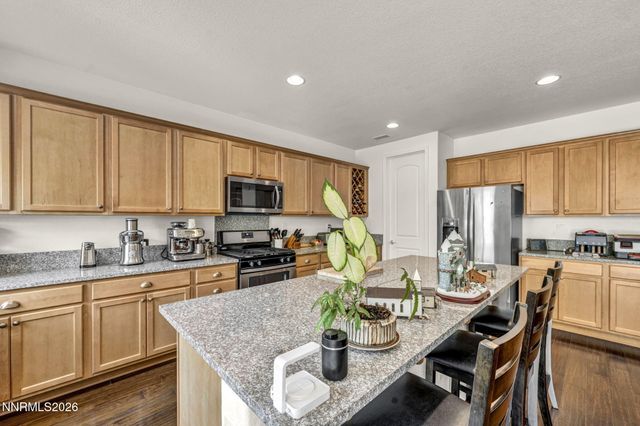 1635 Crescent Pointe Way, Reno, NV 89523