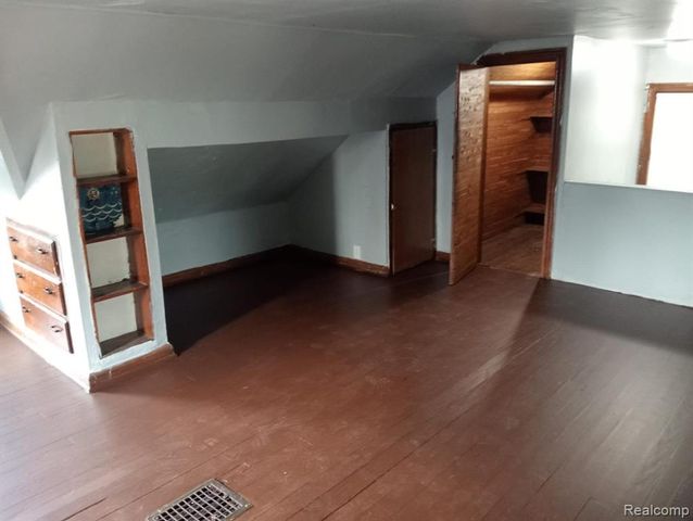 14111 Steel Street, Detroit, MI 48227