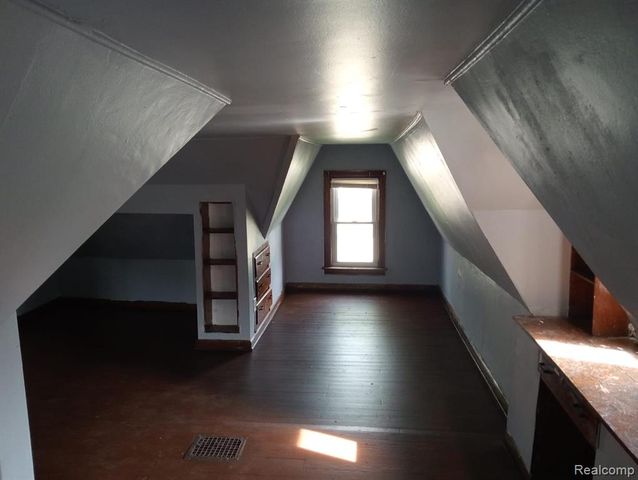 14111 Steel Street, Detroit, MI 48227