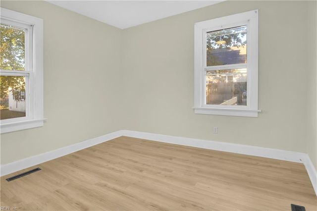 114 Clifton ST, Hampton, VA 23661