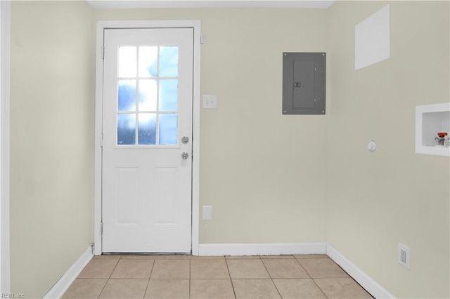 114 Clifton ST, Hampton, VA 23661