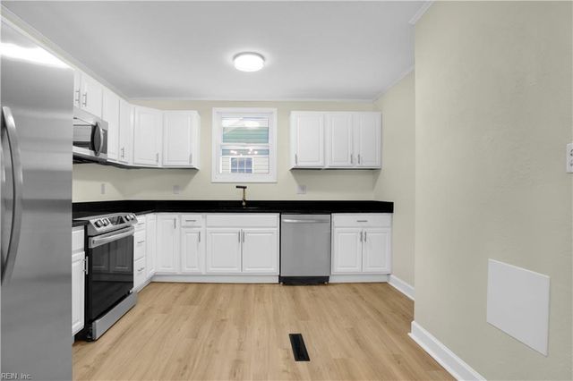 114 Clifton ST, Hampton, VA 23661