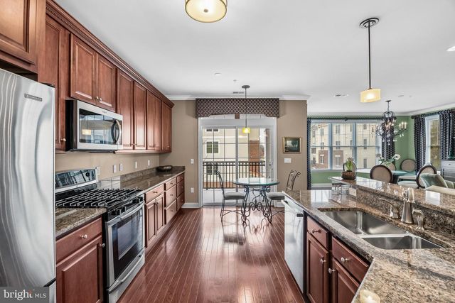 338 GARDEN PARK BLVD, Cherry Hill, NJ 08002