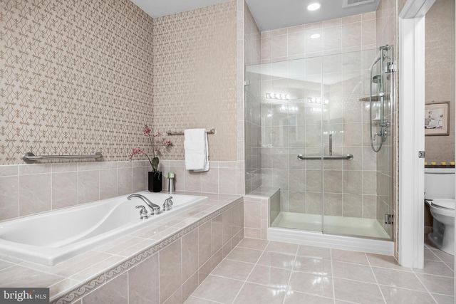 338 GARDEN PARK BLVD, Cherry Hill, NJ 08002