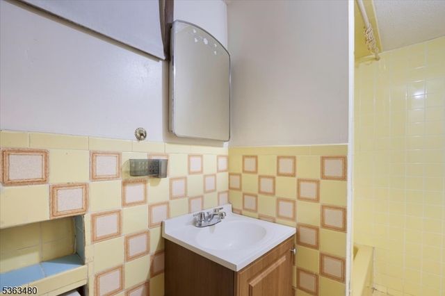 436 Ridge St., Newark City, NJ 07104