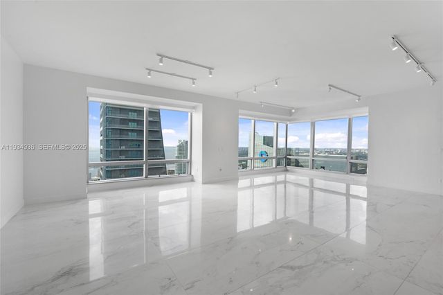 1425 Brickell Ave 47B, Miami, FL 33131