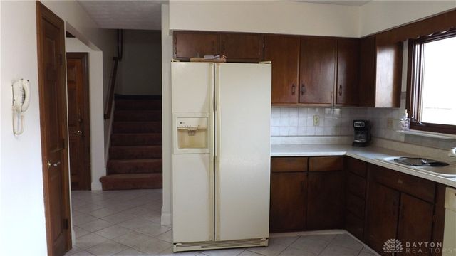 801 Crestmont Drive, Riverside, OH 45431