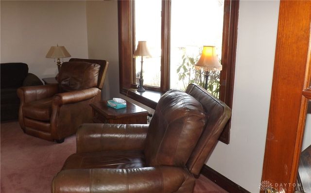 801 Crestmont Drive, Riverside, OH 45431