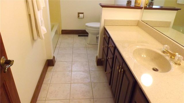 801 Crestmont Drive, Riverside, OH 45431