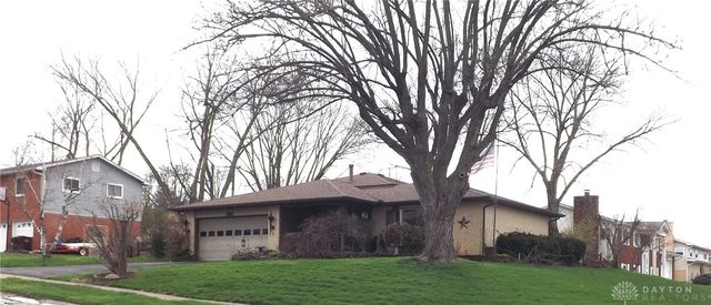 801 Crestmont Drive, Riverside, OH 45431