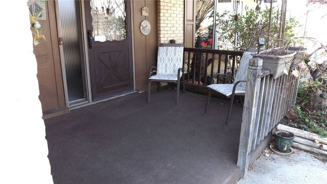 801 Crestmont Drive, Riverside, OH 45431