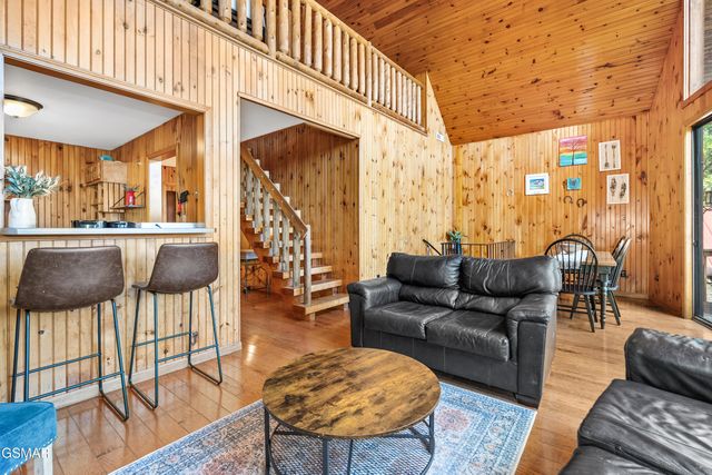 2295 Bluff Mountain Road, Sevierville, TN 37876