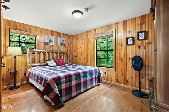 2295 Bluff Mountain Road, Sevierville, TN 37876