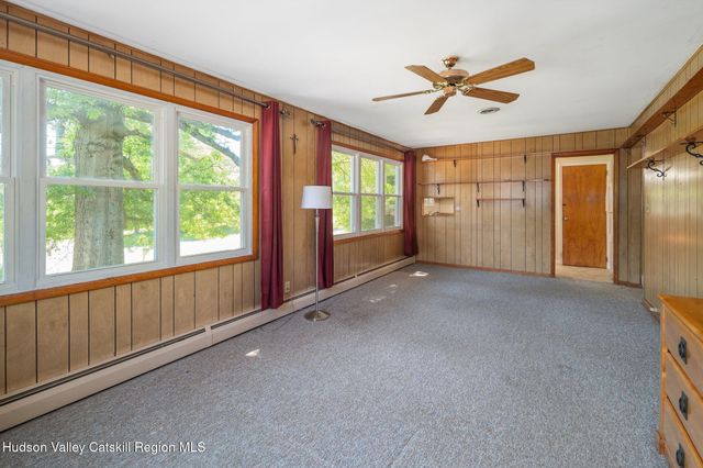 1 White Birch Lane, New Baltimore, NY 12124