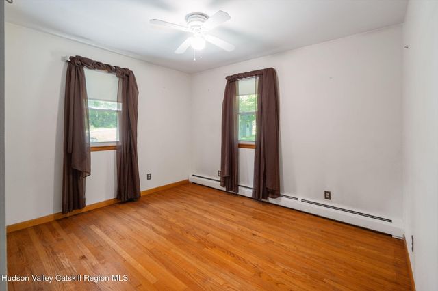 1 White Birch Lane, New Baltimore, NY 12124