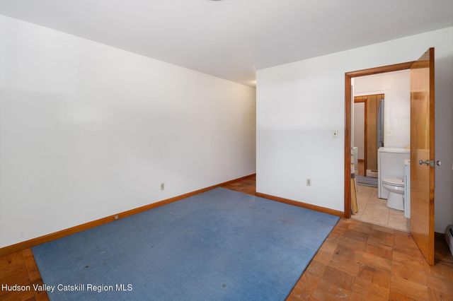 1 White Birch Lane, New Baltimore, NY 12124