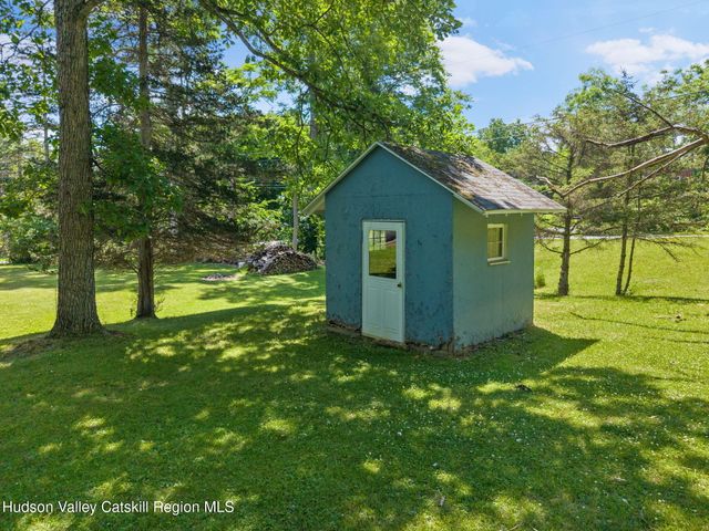 1 White Birch Lane, New Baltimore, NY 12124